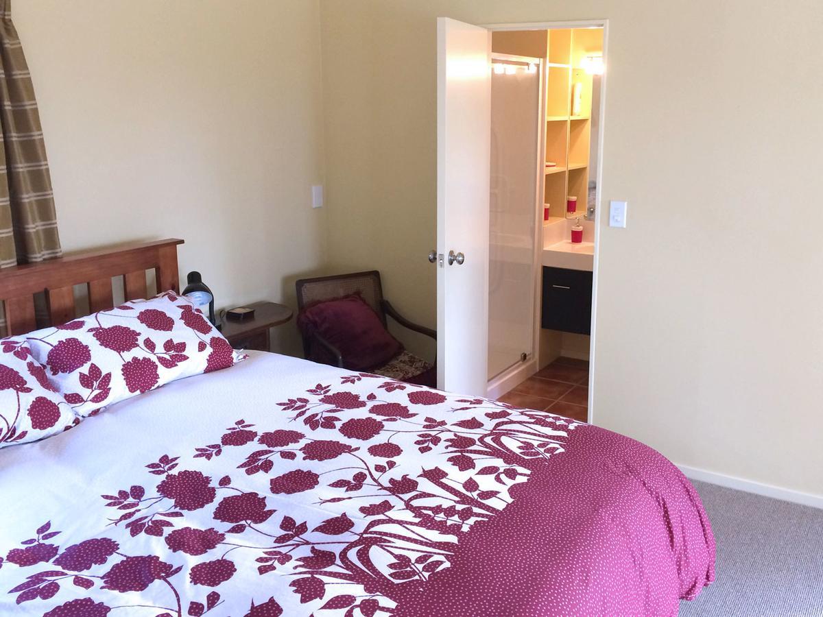 Strathaven Bed And Breakfast Waipu Exterior photo